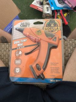Glue gun
