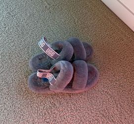 New UGG Fluffy Slide Slippers