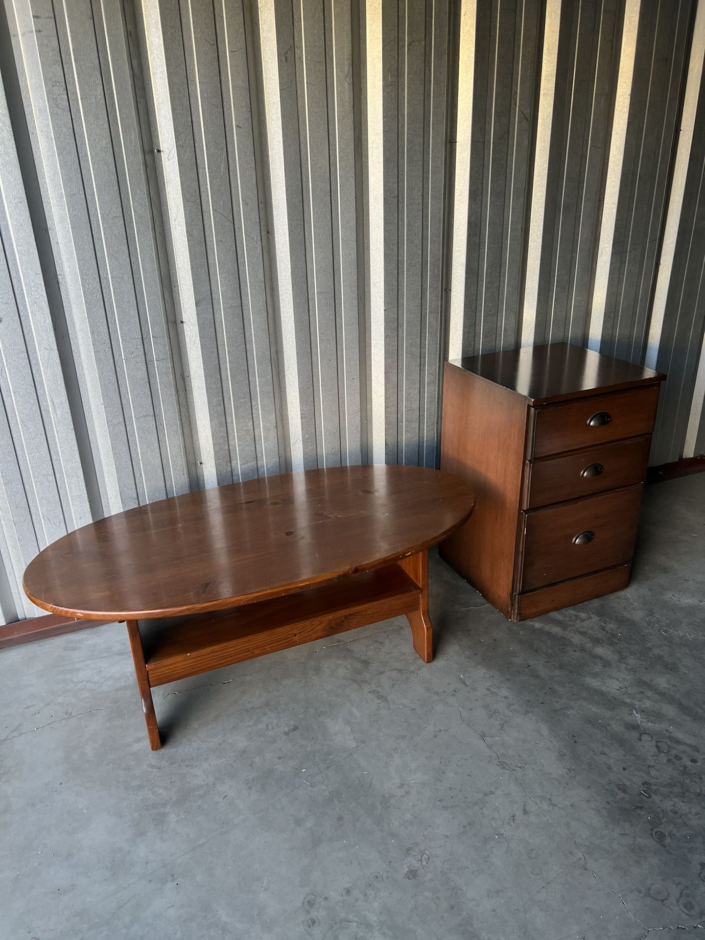 Coffee Table & End Table Set