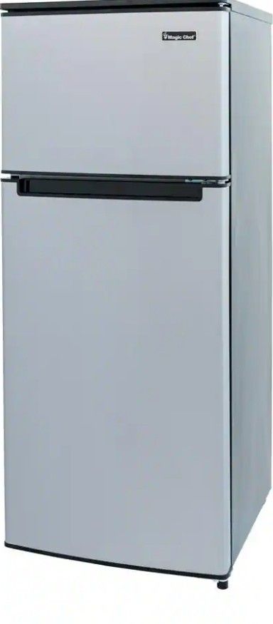 Magic Chef 2 Doore Frig/Freezer 4.5 Cu.ft.