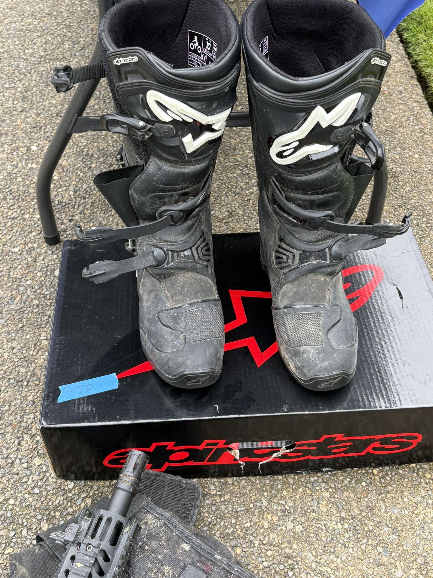 Riding boots