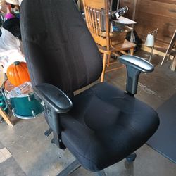 Like New Office Chair