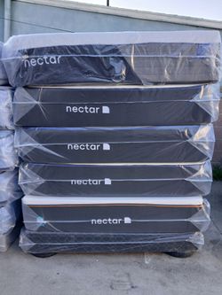 Nectar Mattress.    Nectar Premier Queen 13" - Medium Firm Gel Memory Foam Mattress