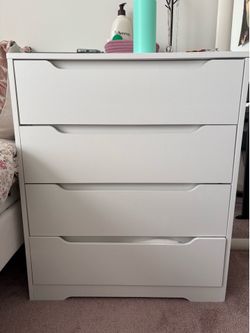 Dresser ( new)