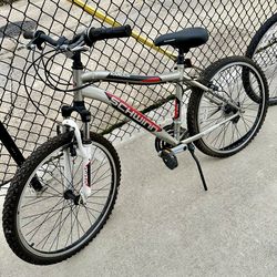 Schwinn ranger 17 speed, “NEEDS CHAIN”