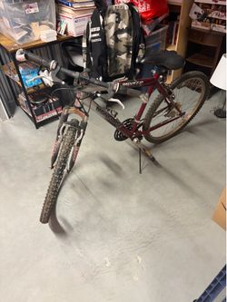 Mongoose Impasse 29" Mountain Bike - Aluminum Frame - Preowned / Needs Work