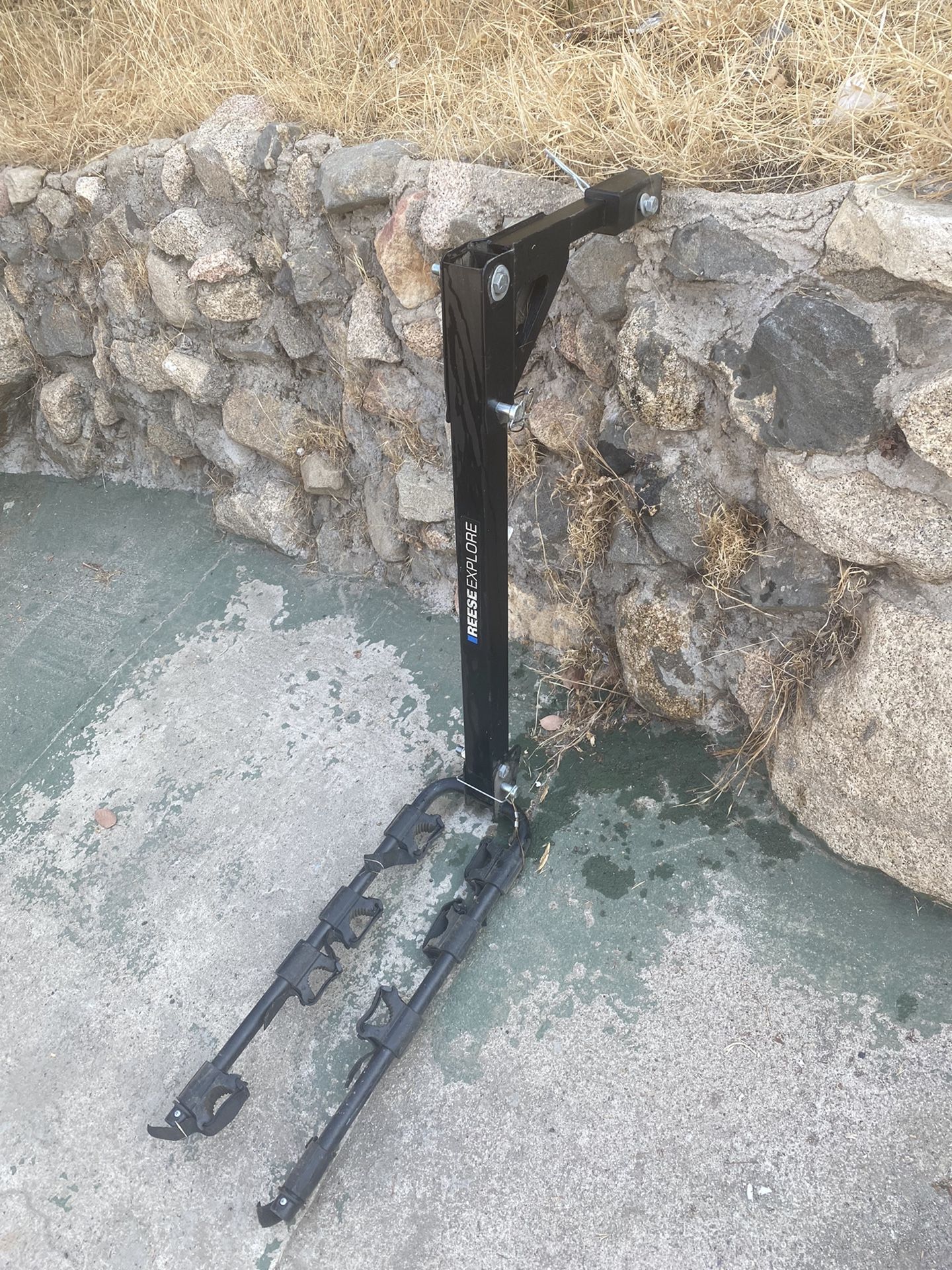 Reese Explore Bike Rack