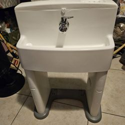 Plastic Children Sink
