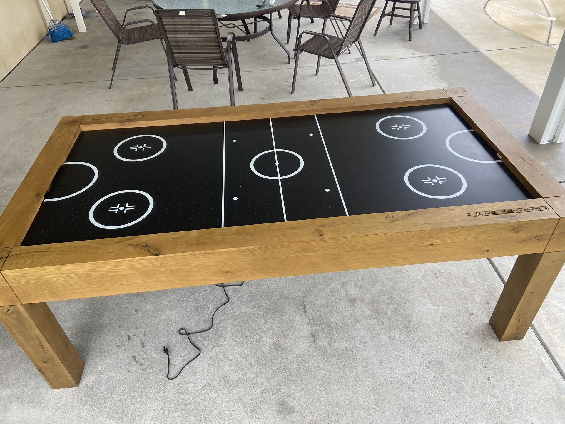 air hockey table