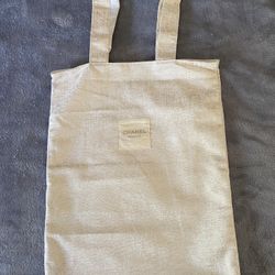 Authentic Chanel 2023 Holiday Gift White & Gold Tote With Boxer