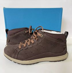 COLUMBIA Three Passes Brown Leather Chukka Boots Men's 11.5. like new