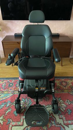 Merits Vision Sport Electric Wheelchair