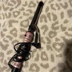 Hot Tools Curling Iron