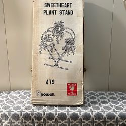 Sweetheart Plant Stand