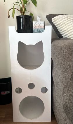 Cat Tower Condo/Endtable