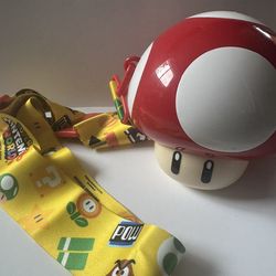 Nintendo Super Mario Red Mushroom Sipper Cup - no straw