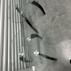 Round tables