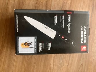 ZWILLING J.A. Henckels Twin Signature 8-Piece Knife Block Set