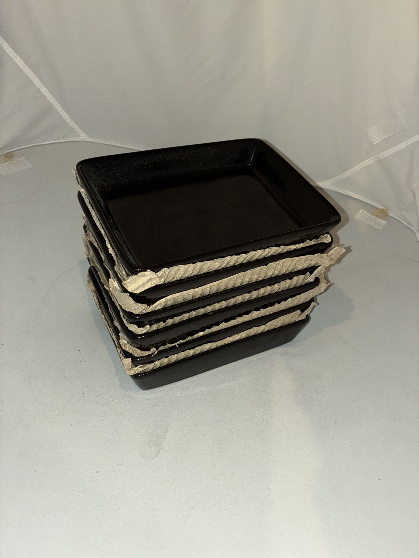 6 Pcs Of Black Plates 