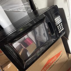 Oster Microwave 