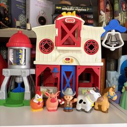 Fisher Ice Little People Farm Barn Complete Set Works