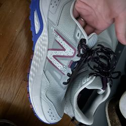 Tennis Shoes 
