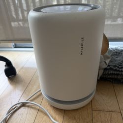 Two molekule Air Minis (one Is Mini+)