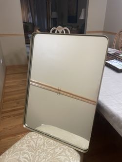 BRAND NEW RECTANGLE GOLD METAL MIRROR