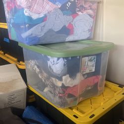 2 box of clothes