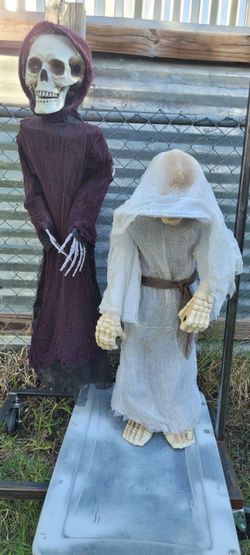 HALLOWEEN PORCH/YARD DECOR (read full description)