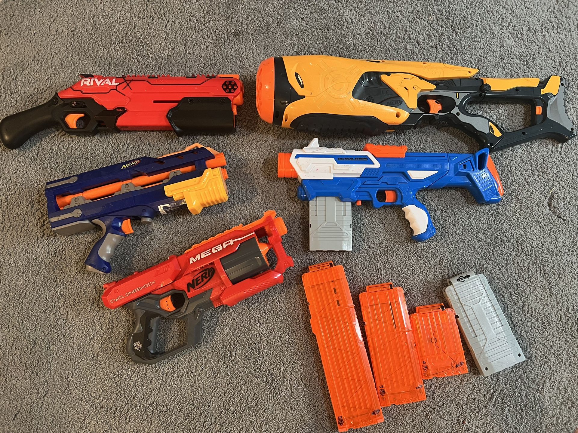 Nerf Gun Lot - 5 Guns, 5 Magazines With 65 Bullets