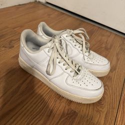 Nike Air Force 1