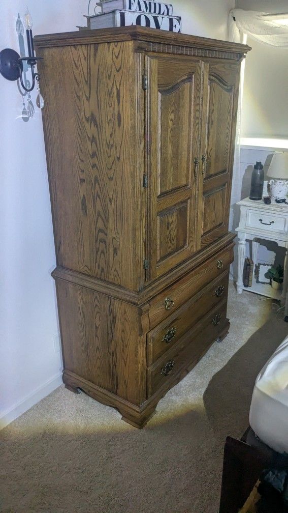 Bedroom Chest Hutch Armoire