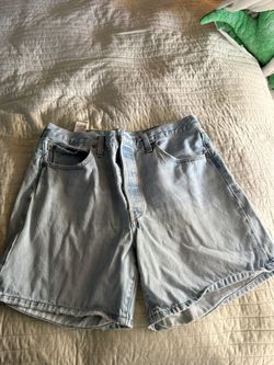 Levi Women Shorts