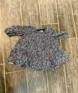 Size 3/6 month baby GAP dress