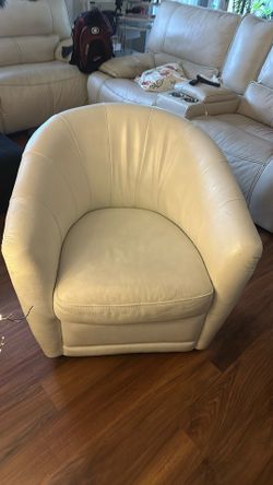 Leather Single Spine Chair