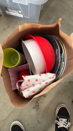 Free! Miscellaneous Kitchenware