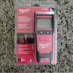 $25 Milwaukee auto voltage and continuity tester