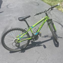 JAMIS XR24 Lightweight Youth Unisex Performance Bike, Ages: 9-13