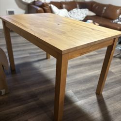 BJÖRKUDDEN Modern Harvest Table