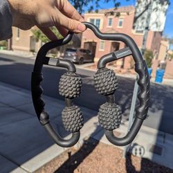 Muscle Roller Trigger Point Muscle Roller for Calves Leg Arms Tennis Elbow Shadowfit