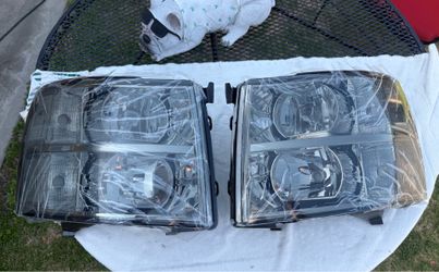 07-13 Chevy Silverado Smoke Headlights