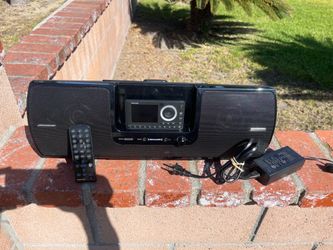 Sirius XM  SXSD2 Boombox OnyzEZ XM radio receiver  power and remote