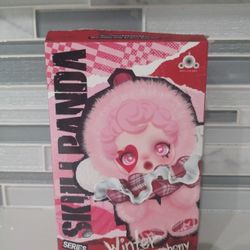 Skull Panda Winter Symphony (From Pop mart)