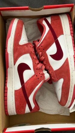 Nike dunks Valentine