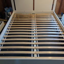 Songesand IKEA Queen Bed