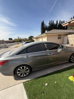 2014 Hyundai Sonata 2.0T MAKE OFFER!! (Does NOT run Properly) (Fixer Uper/For parts)