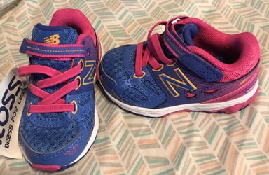 New balance shoes