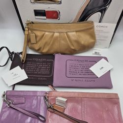COACH Classic Large Wristlets & Clutches 