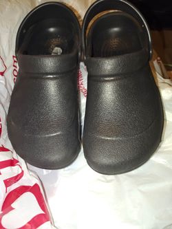 Women's slip resistant Crocs women's